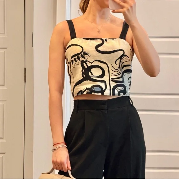 NWT Magaschoni Abstract Cream and Black Crop Top 100% linen SMALL - Picture 2 of 9